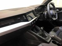 Used Audi A1 S-Line 150 HP (110 kW) 2019 White SUV