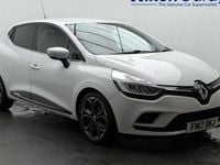 Used Renault Clio IV Dynamique 90 HP (66 kW) 2017 White Hatchback