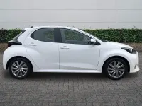 Used Toyota Yaris 116 HP (85 kW) 2024 Pure white Hatchback