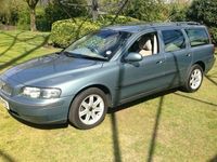 used Volvo V70 2.4