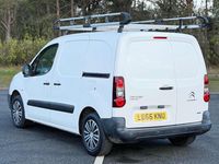 Usado Citroën Berlingo 75 CV (55 kW) 2016 Blanco Monovolumen