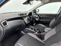 used Nissan Qashqai 1.3 DiG-T 160 Acenta Premium 5dr