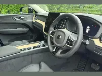 New Volvo XC60 Plus 247 HP (181 kW) 2026 Black SUV