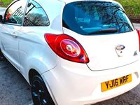 Used Ford Ka Zetec 69 HP (50 kW) 2016 White Hatchback