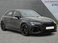 Begagnad Audi RS3 Comfort 400 HK (294 kW) 2023 Svart Sedan