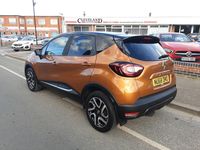 Używany Renault Captur Iconic 2018 Pomarańczowy SUV