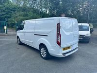Used Ford Transit Custom Limited 130 HP (95 kW) 2022 White Van