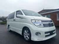 Used Nissan Elgrand 2008 White MPV