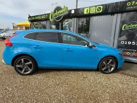 Usado Volvo V40 R-Design 190 HP (139 kW) 2016 Azul Citadino