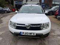 Used Dacia Duster Lauréate 110 HP (80 kW) 2013 White SUV