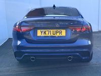 Usado Jaguar XE R-Dynamic 250 HP (183 kW) 2021 Azul Sedan