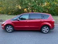 Usado Ford S-MAX Titanium 140 HP (102 kW) 2014 Vermelho Monovolume
