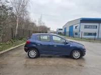 Begagnad Dacia Sandero Ambiance 2016 Blå Halvkombi