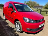 Used VW Caddy Highline 102 HP (75 kW) 2015 Red MPV