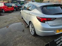 Second-hand Vauxhall Astra Edition 2021 Argintiu Hatchback