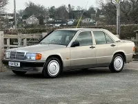 Used Mercedes 190 1989 Silver Sedan