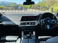 Begagnad BMW X5 M Sport 282 HK (207 kW) 2023 Svart SUV