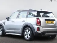 Używany Mini Cooper Countryman Classic 134 KM (98 kW) 2023 Srebrny SUV
