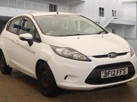 Used Ford Fiesta 82 HP (60 kW) 2012 White Hatchback