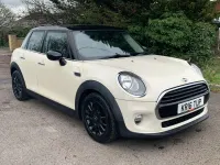Używany Mini Cooper Hatch 2016 Biały Hatchback