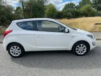 Used Hyundai i20 Active 84 HP (61 kW) 2014 White Hatchback