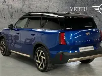 Begagnad Mini Countryman Exclusive 218 HK (160 kW) 2024 Blå SUV