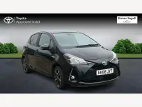 Used Toyota Yaris Design 100 HP (73 kW) 2018 Black Hatchback