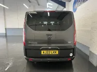 Begagnad Ford Tourneo Custom Titanium X 2022 Grå Van