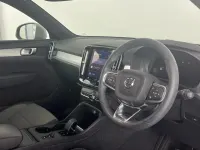Used Volvo XC40 Core 161 HP (118 kW) 2023 Silver SUV