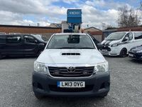 Usado Toyota HiLux 144 HP (105 kW) 2013 Branco Pickup