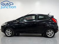 Used Ford Fiesta Zetec 82 HP (60 kW) 2016 Black Hatchback