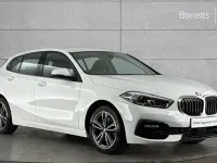 Used BMW 116 Sport Line 114 HP (83 kW) 2022 White Hatchback