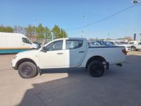 Used Mitsubishi L200 2014 White Pickup