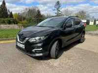 Used Nissan Qashqai N-Connecta 2017 Black SUV