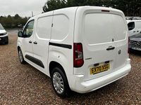 Used Vauxhall Combo Sportive 100 HP (73 kW) 2020 White MPV