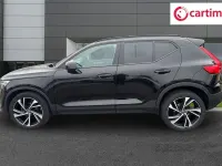 Usado Volvo XC40 R-Design Pro 163 HP (119 kW) 2020 Preto SUV