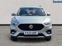 Usado MG ZS Exclusive 111 HP (81 kW) 2023 Prateado Sedan