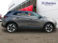 Used Vauxhall Grandland X SRi 128 HP (94 kW) 2020 Grey SUV