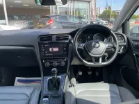 Second-hand VW Golf VII GT 150 CP (110 kW) 2017 Argintiu Break