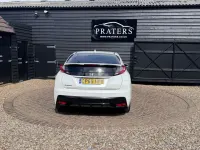 Used Honda Civic Sport 100 HP (73 kW) 2016 White Hatchback