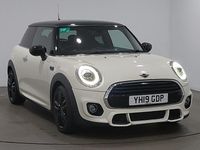 Used Mini Cooper Comfort 136 HP (100 kW) 2019 White Hatchback