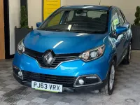 Second-hand Renault Captur Expression+ 90 CP (66 kW) 2014 Albastru SUV