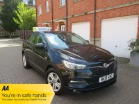 Usado Vauxhall Grandland X S 130 HP (95 kW) 2018 Preto SUV