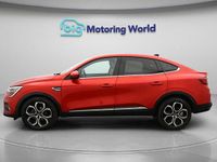 Begagnad Renault Arkana Techno 145 HK (106 kW) 2023 Röd SUV