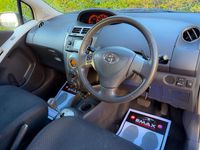 Used Toyota Yaris 2011 White Hatchback