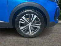 Used Peugeot 3008 Allure Premium 131 HP (96 kW) 2021 Blue SUV