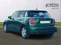 Used Mini Cooper Classic 134 HP (98 kW) 2023 Green Hatchback