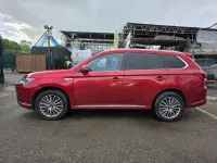 Used Mitsubishi Outlander P-HEV 2020 Red Estate