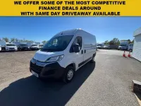 Usado Citroën Relay 140 CV (102 kW) 2023 Blanco Van