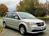 Used Chrysler Voyager 2019 Silver MPV